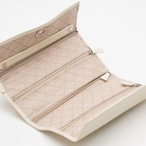 Jewelry roll  WOLF, creme, leather NWOT